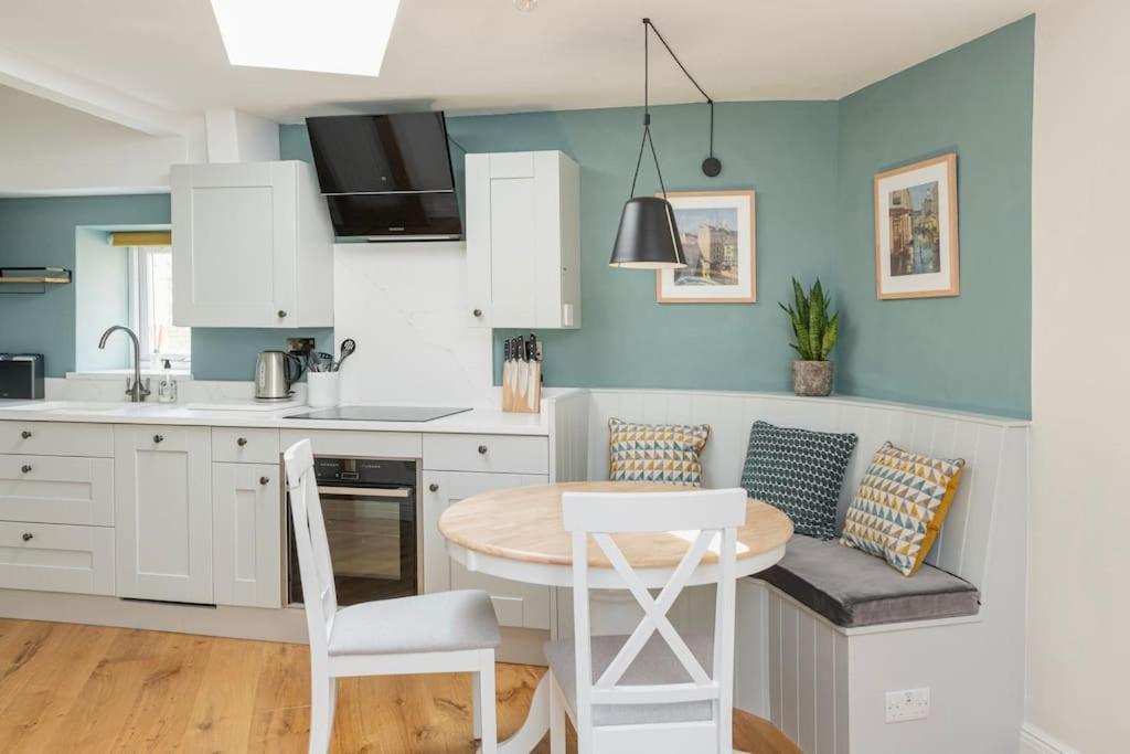 Ferienwohnung The Park Street Mews - With Parking Bath Exterior foto