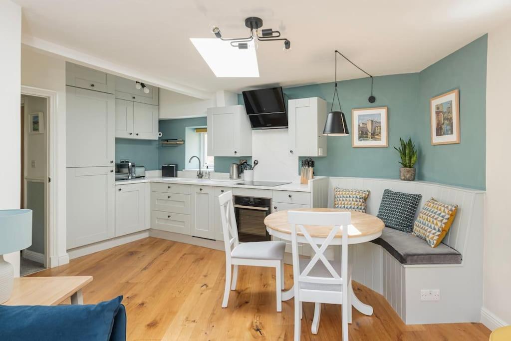 Ferienwohnung The Park Street Mews - With Parking Bath Exterior foto